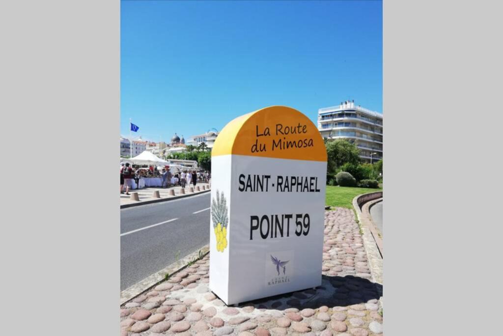 Beach-City 3 Pieces Saint-Raphaël Exteriér fotografie